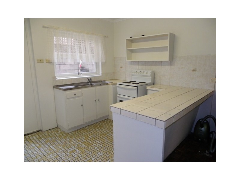 3/30 Leonard Avenue, Surfers Paradise QLD 4217