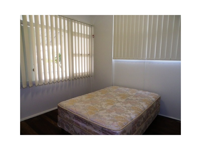 3/30 Leonard Avenue, Surfers Paradise QLD 4217