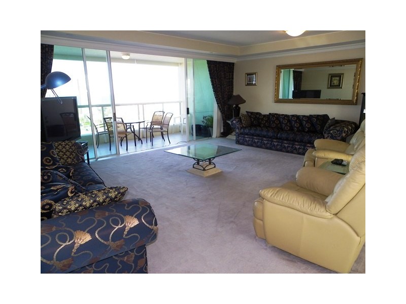 C20-2 Rivage Royal, 75 Brighton Parade, Southport QLD 4215