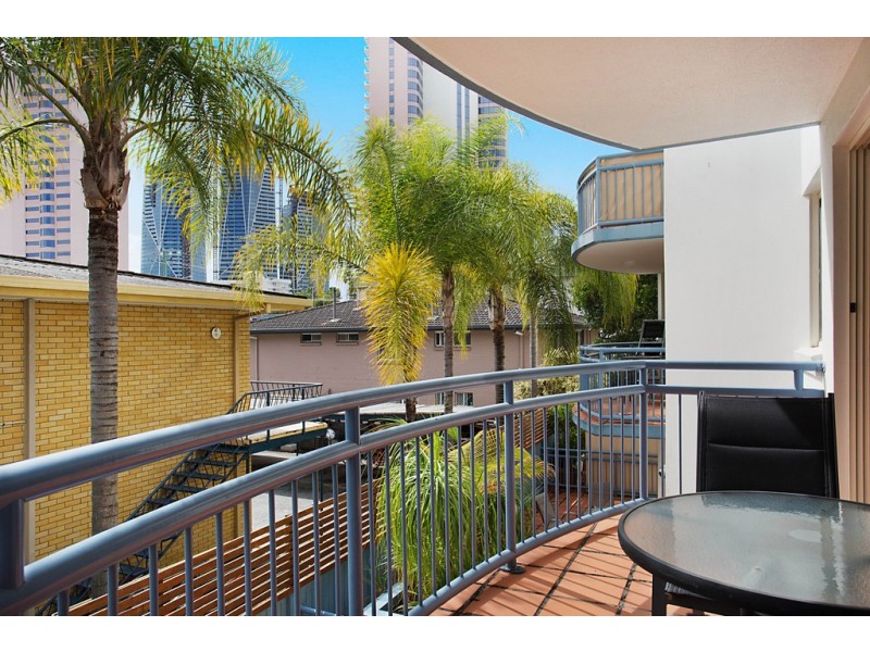 Unit 21 Santana, 7-15 Monte Carlo Avenue, Surfers Paradise QLD 4217
