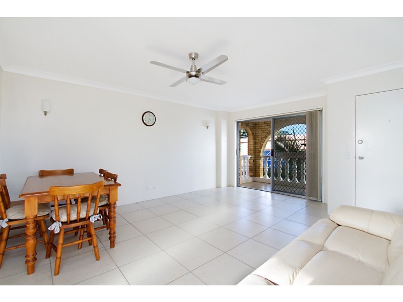 22 Frederick Street, Surfers Paradise QLD 4217