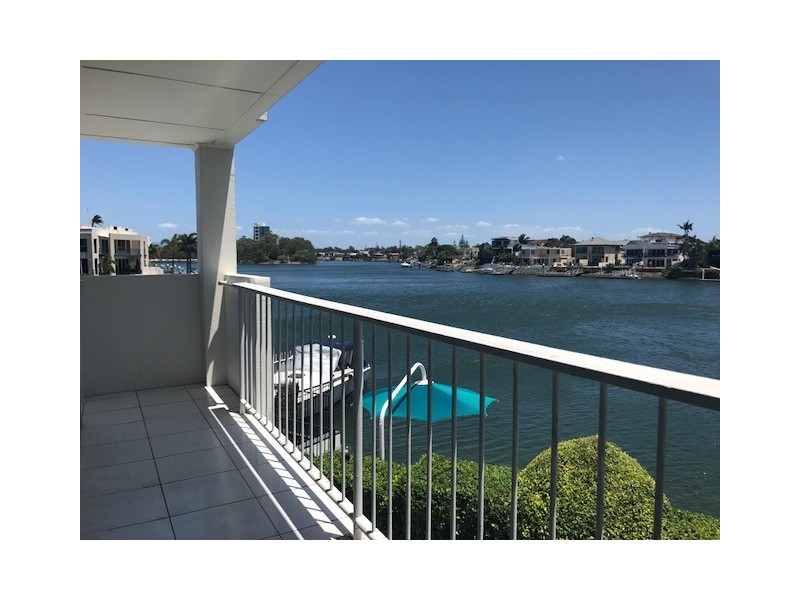 30 Watson Esplanade, Surfers Paradise QLD 4217