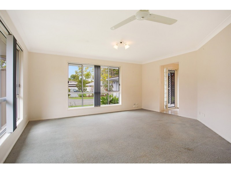 24 Camberwell Circuit, Robina QLD 4226