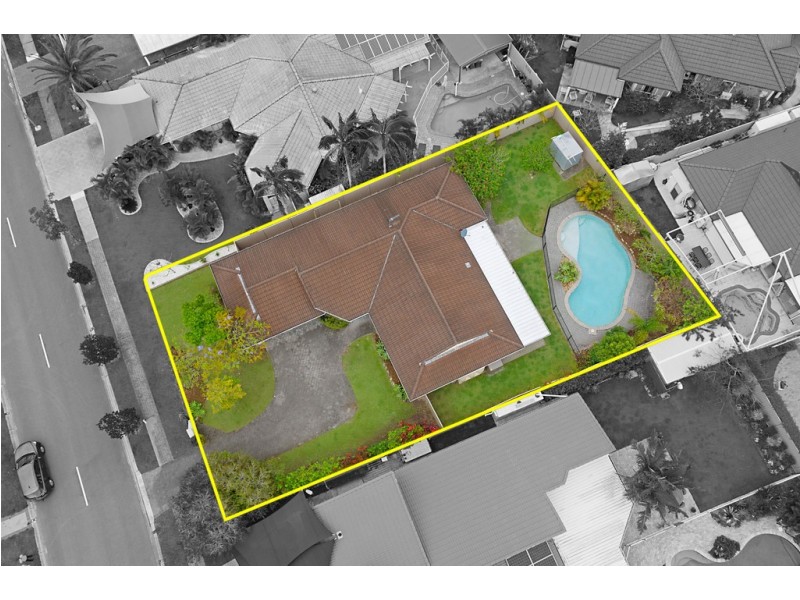 24 Camberwell Circuit, Robina QLD 4226