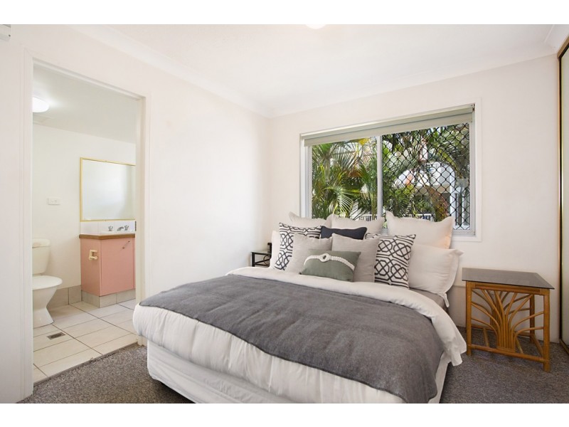 13/11 Frederick Street, Surfers Paradise QLD 4217