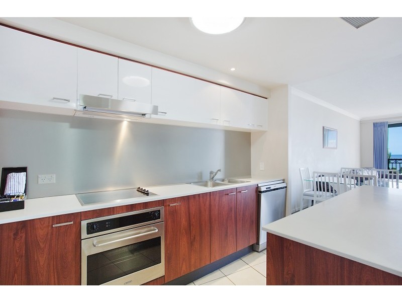 23 Ferny Avenue, Surfers Paradise QLD 4217