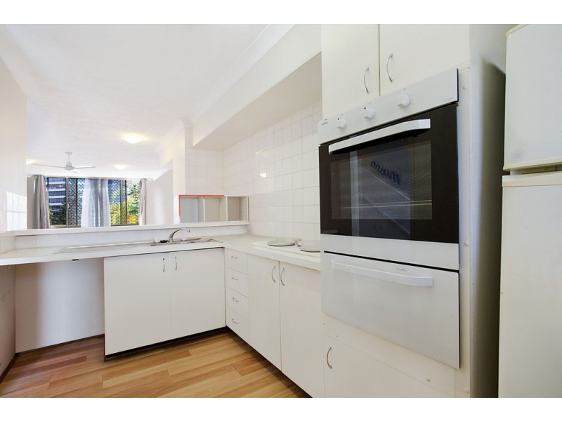 34 Rememberance Drive, Surfers Paradise QLD 4217