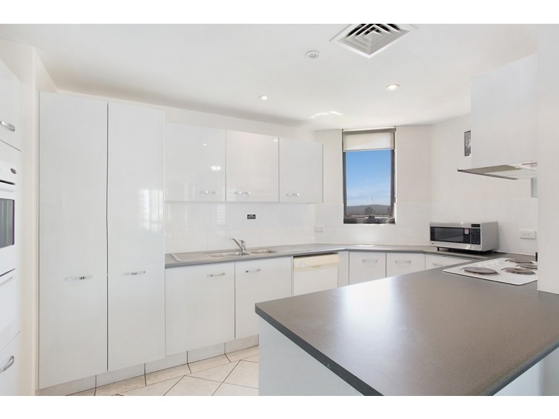 13D ‘Ballah’ 11 Hanlan Street, Surfers Paradise QLD 4217