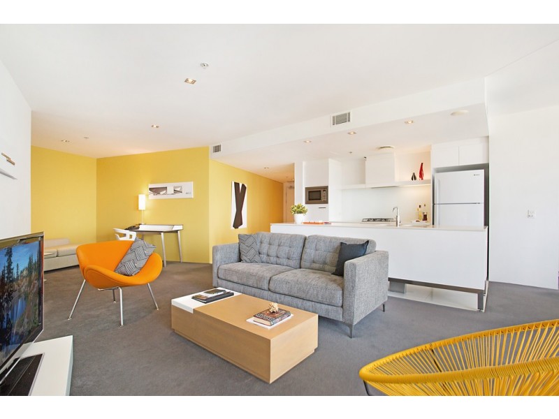 404 ‘Q1′ 9 Hamilton Avenue, Surfers Paradise QLD 4217