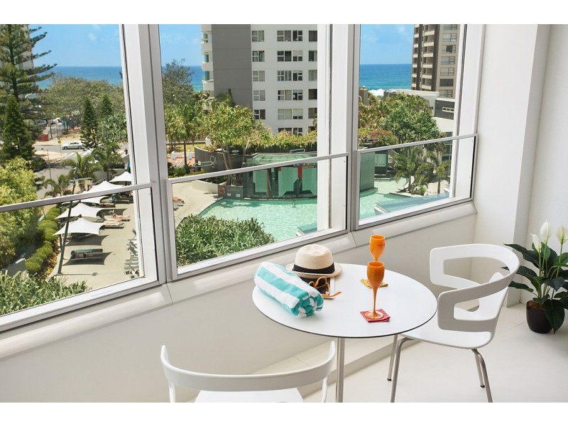 404 ‘Q1′ 9 Hamilton Avenue, Surfers Paradise QLD 4217