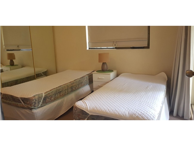 19 Aubrey Street, Surfers Paradise QLD 4217