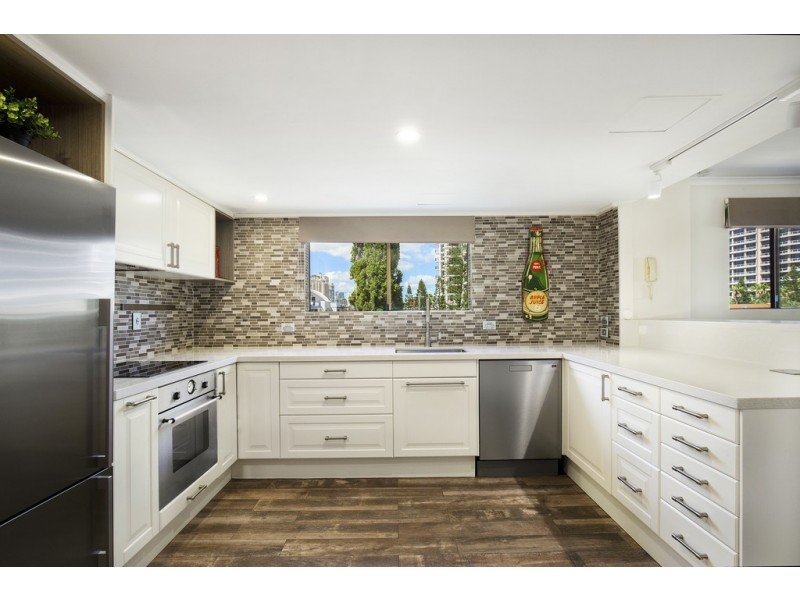 9/215 Surf Parade, Surfers Paradise QLD 4217