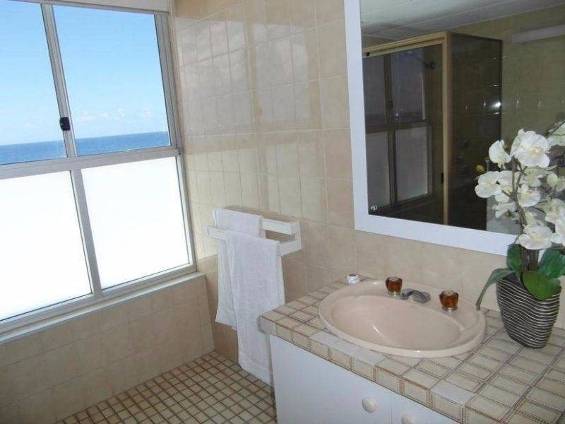 29 Northcliffe Terrace, Surfers Paradise QLD 4217