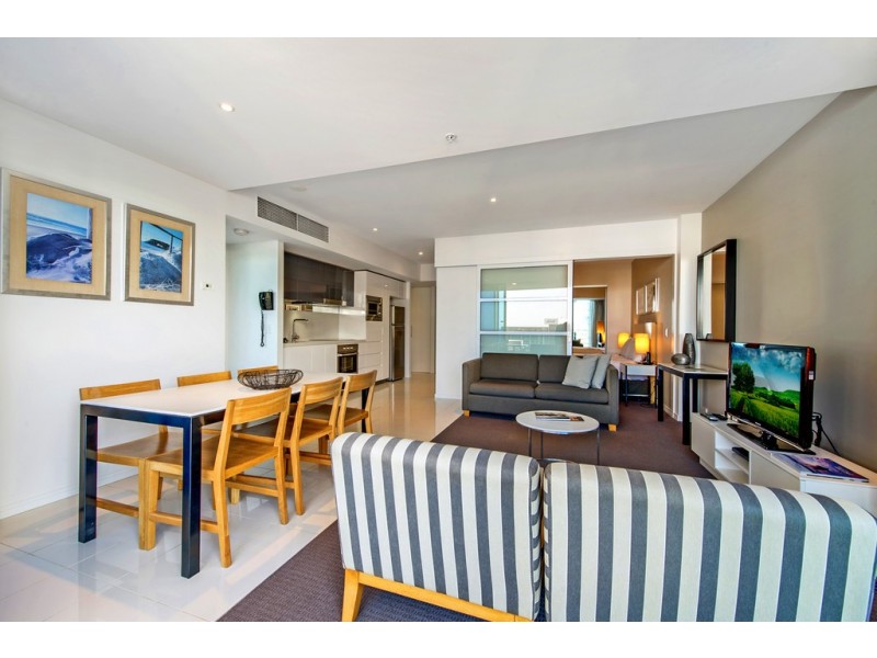 Unit 10702 Hilton, 3113 Surfers Paradise Boulevard, Surfers Paradise QLD 4217