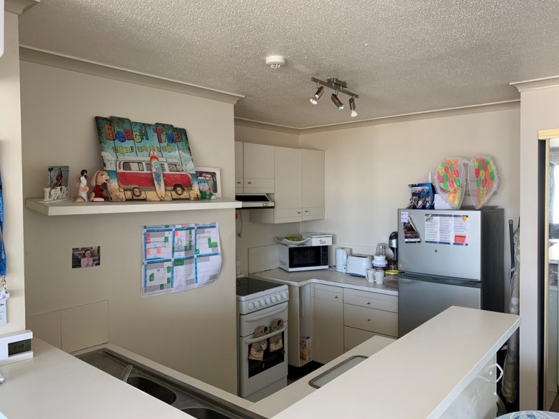 10 Vista Street, Surfers Paradise QLD 4217