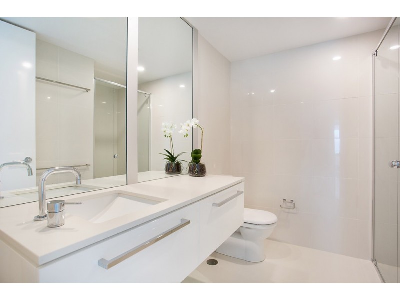 2409 ‘Q1′ 9 Hamilton Avenue, Surfers Paradise QLD 4217