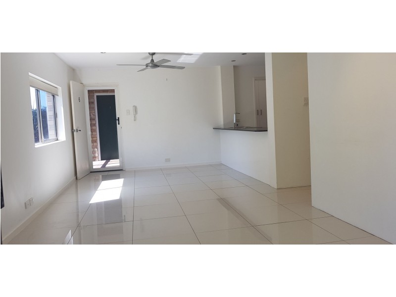 15 Markwell Avenue, Surfers Paradise QLD 4217