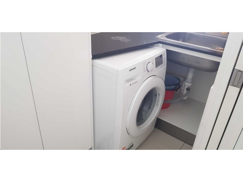 15 Markwell Avenue, Surfers Paradise QLD 4217