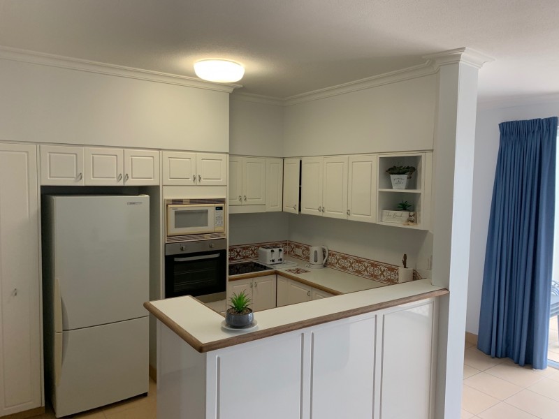 4-6 Northcliffe Terrace, Surfers Paradise QLD 4217