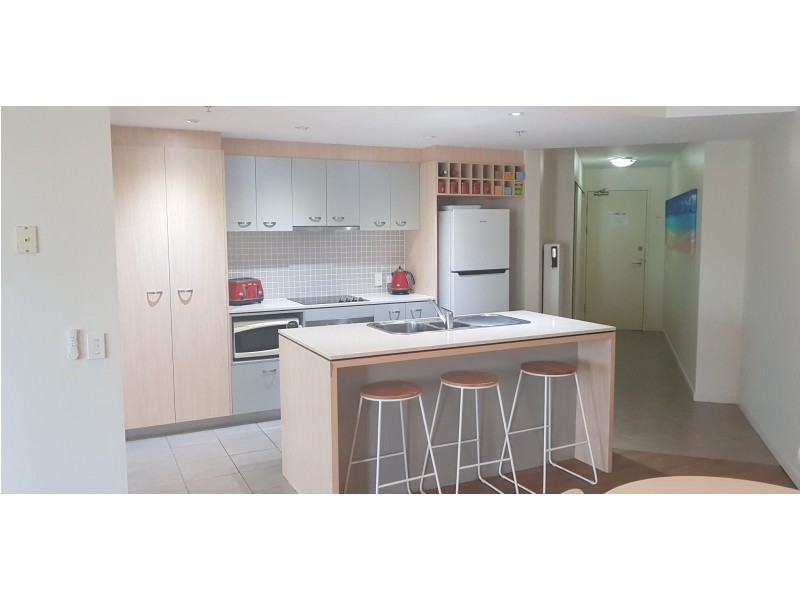 18 Fern Street, Surfers Paradise QLD 4217