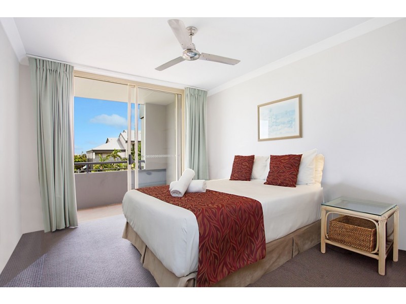 Unit 329 1 Paradise Island Drive, Surfers Paradise QLD 4217