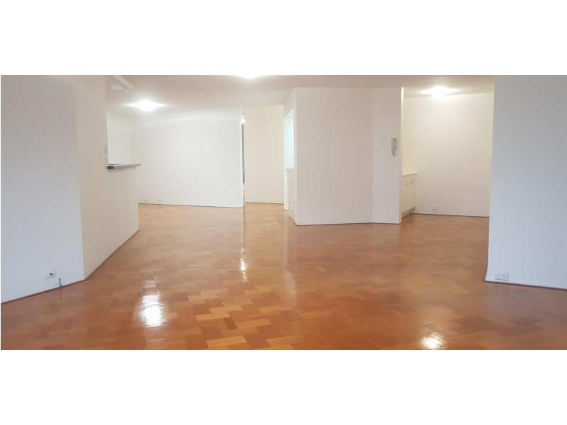 3 Old Burleigh Road, Surfers Paradise QLD 4217