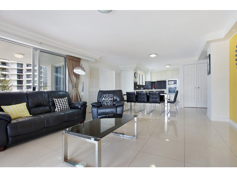 Unit 21 ‘Moroccan’ 7 Elkhorn Avenue, Surfers Paradise QLD 4217