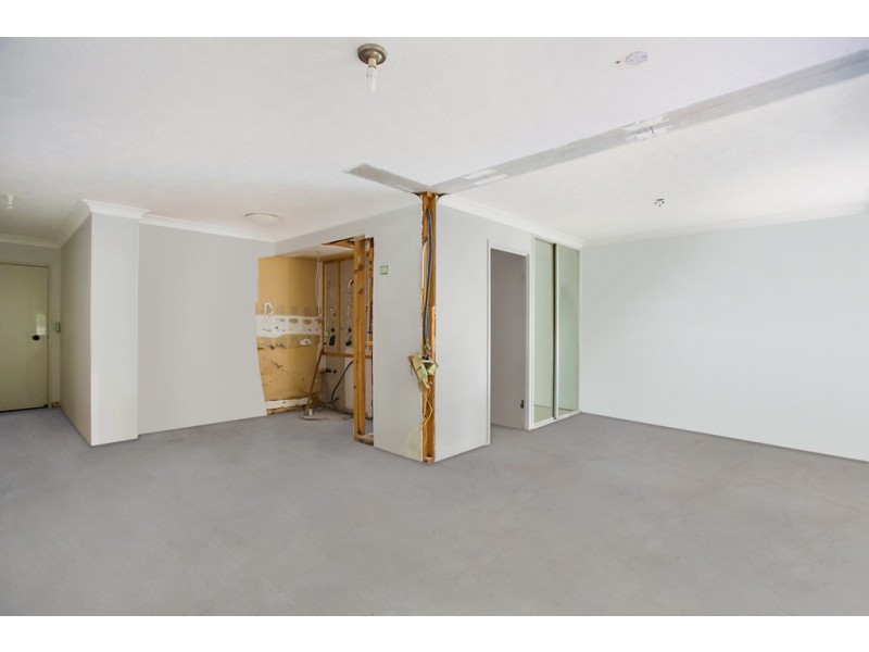 16 Costa D’Ora 21-27 Markwell Avenue, Surfers Paradise QLD 4217