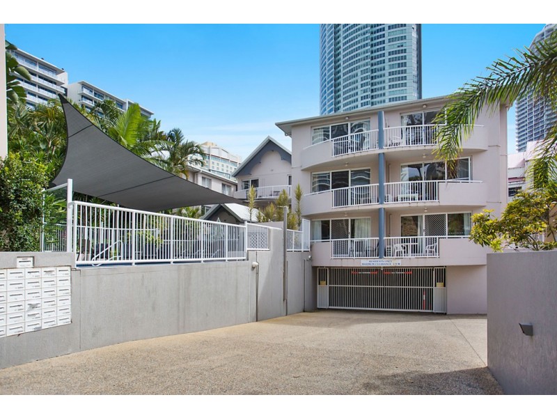 16 Costa D’Ora 21-27 Markwell Avenue, Surfers Paradise QLD 4217