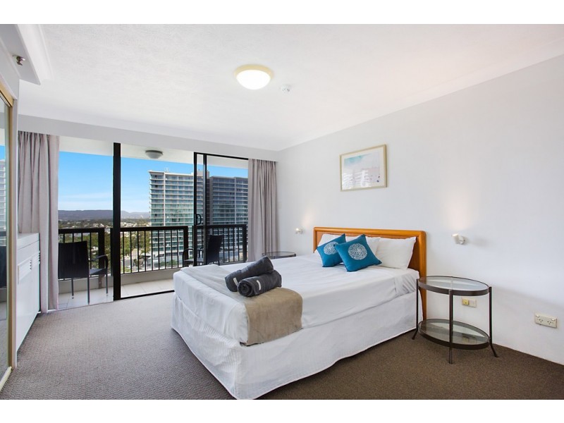 1105 Longbeach 28 Northcliffe Terrace, Surfers Paradise QLD 4217