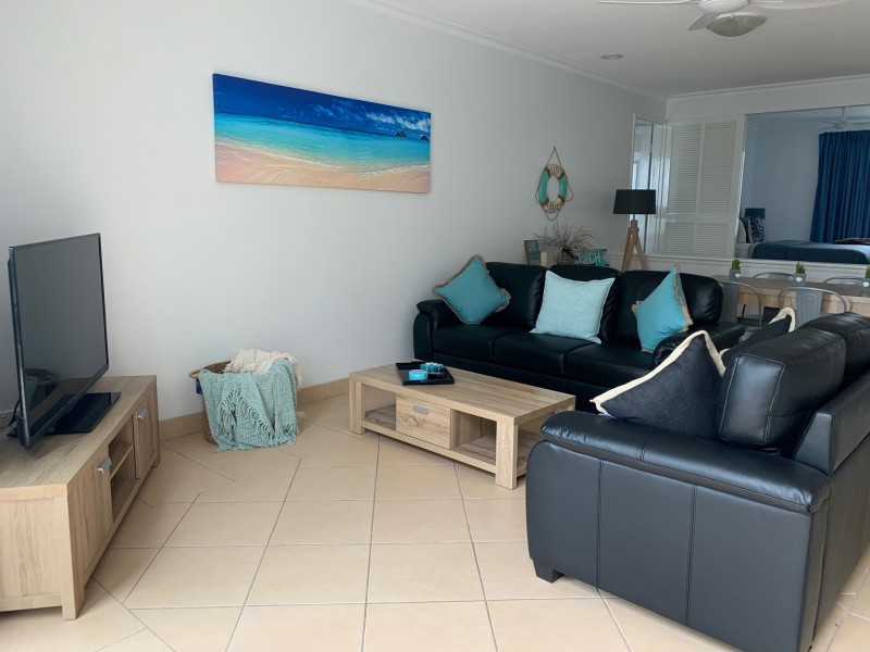 6 Northcliffe Terrace, Surfers Paradise QLD 4217