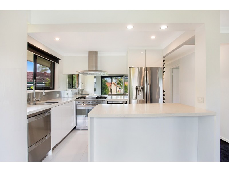 1/24 Wildwood Court, Surfers Paradise QLD 4217