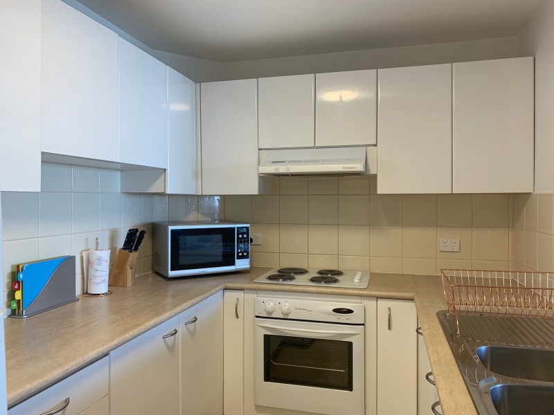 3 Hanlan Street, Surfers Paradise QLD 4217