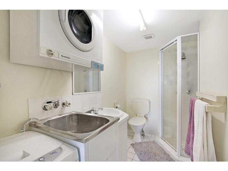 24 ‘Budds Beach’ 43 Cypress Avenue, Surfers Paradise QLD 4217