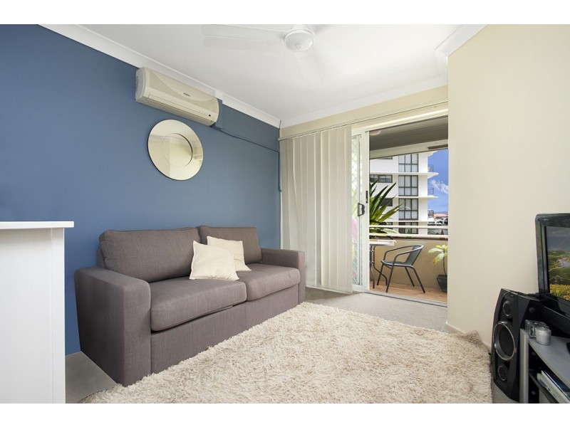 24 ‘Budds Beach’ 43 Cypress Avenue, Surfers Paradise QLD 4217