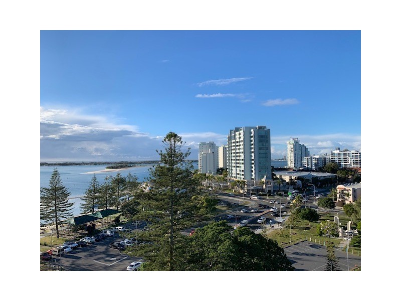 372 ‘Three72Marine’ Marine Parade, Labrador QLD 4215