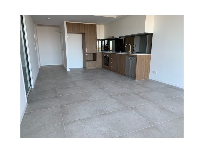 372 ‘Three72Marine’ Marine Parade, Labrador QLD 4215