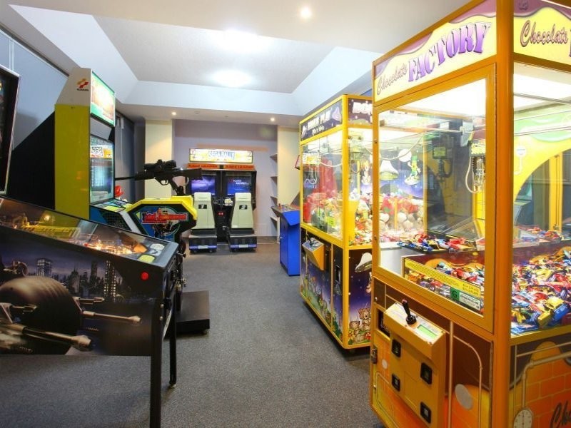 1 Paradise Island Resort, Surfers Paradise QLD 4217