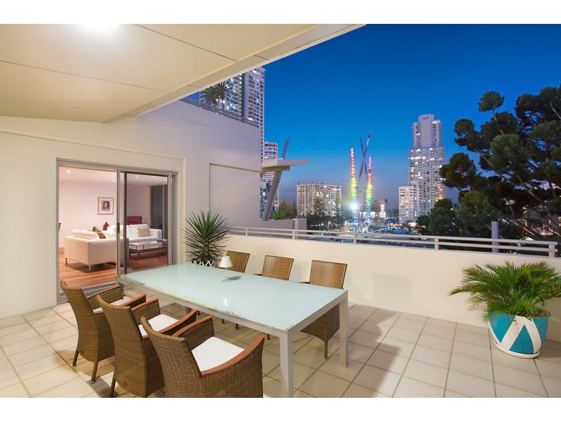 173 ‘Trilogy’ 21 Cypress Avenue, Surfers Paradise QLD 4217