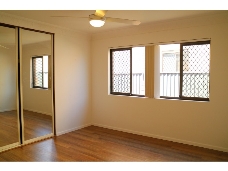 4 Bacardi Court, Mermaid Waters QLD 4218