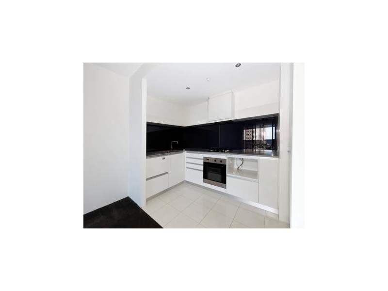 9 Ferny Avenue, Surfers Paradise QLD 4217