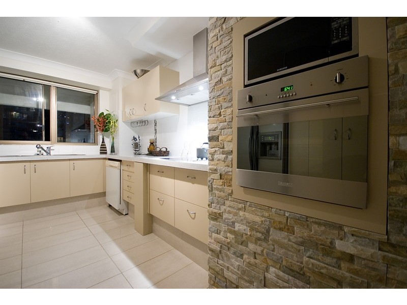Paradise Waters QLD 4217