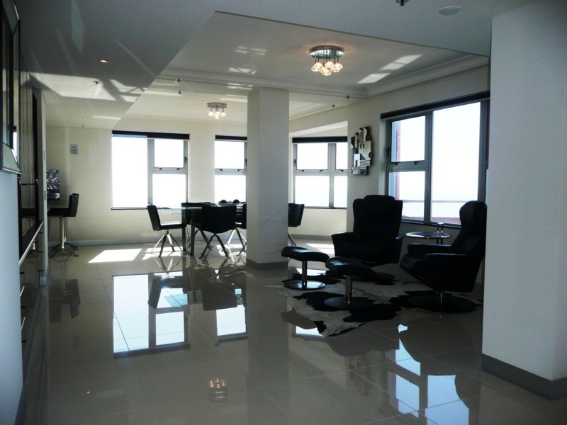 Unit 184 Grand Mariner, 12 Commodore Drive, Paradise Waters QLD 4217