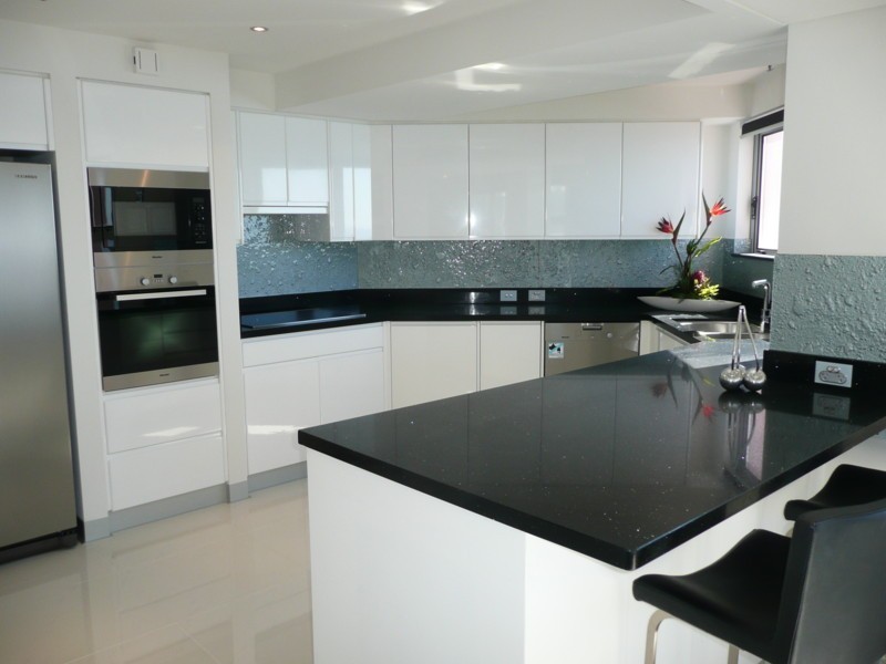 Unit 184 Grand Mariner, 12 Commodore Drive, Paradise Waters QLD 4217