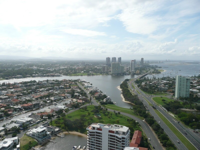 Unit 190 Grand Mariner, 12 Commodore Drive, Paradise Waters QLD 4217