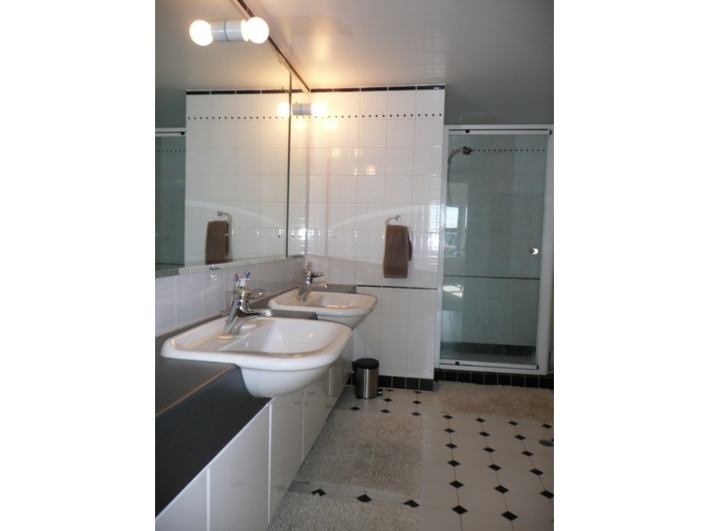Unit 15 Grand Mariner, 12 Commodore Drive, Paradise Waters QLD 4217