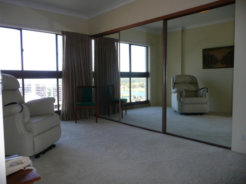 Paradise Waters QLD 4217