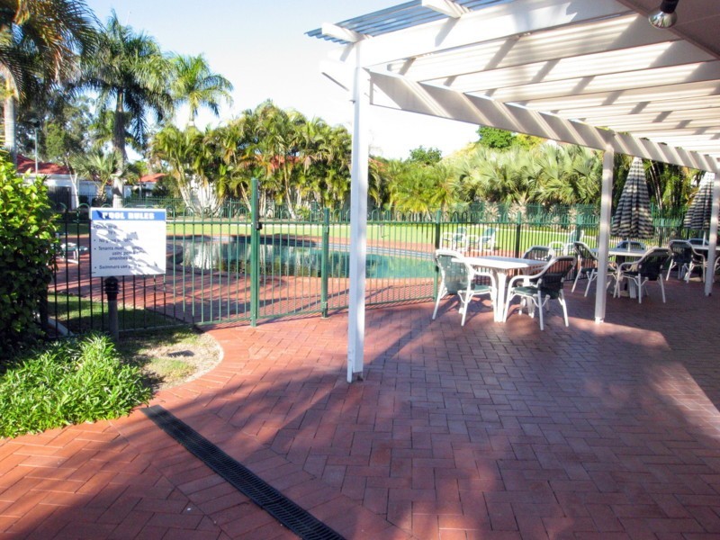 Unit 29 Madison Garden Villas, 83 Heeb Street, Benowa QLD 4217