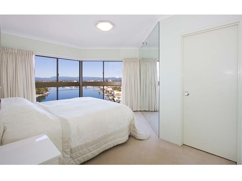 Unit 63 Atlantis West, 2 Admiralty Drive, Paradise Waters QLD 4217