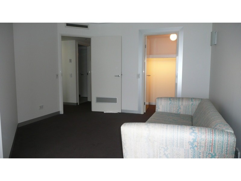 Unit 150 Grand Mariner, 12 Commodore Drive, Paradise Waters QLD 4217